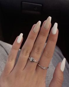 Elegant White Nails Classy, Beige Nails Design, August Nails, Baby Yoga, Subtle Nails, Beige Nails, Classy Acrylic Nails