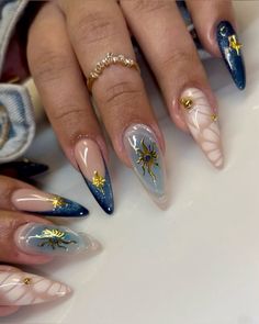 Rose Almond Nails, Blue Gold Nails, Press On Nails Design, Medium Almond, Pretty Nail Designs, Almond Nails Designs, 3d Rose, Fire Nails, Funky Nails