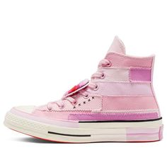 Introducing the limited edition Converse Wmns Chuck Taylor All Star Hi by Millie Bobby Brown. This women's sneaker comes in a beautiful Petal Pink colourway, with tonal eyelets and signature All-Star badges. Interchangeable heart patches are attached to the laces, adding a sweet touch. The sneaker sits on a vulcanized rubber sole which features variegated foxing tape and side strips. This (SNKR/Retro/Casual/Unisex/High Top) Rainbow Converse, Mode Indie, Pink Converse, Heart Patches, Pink Lady, Aesthetic Shoes, Kinds Of Shoes, Latest Sneakers, Fashion Performance