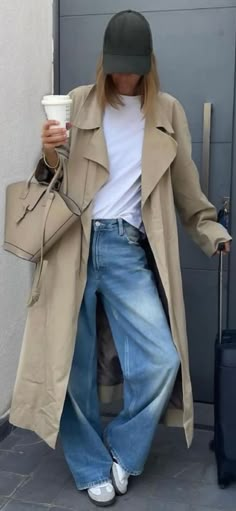 Street Style Fall 2024, Fall 2024 Street Style, Women Wide Leg Jeans, High Waist Baggy Jeans, Look Boho Chic, Pants Y2k, Jeans High Waist, Mode Casual, Mode Inspiration