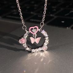 Love pink diamond butterfly necklace for women Sikat Gigi, Cross Choker, Vintage Pendant Necklace, Y2k Necklace, Crystal Heart Pendant, Trendy Necklace, Stylish Necklace, Trendy Necklaces, Rhinestone Heart