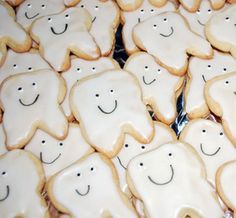 Teeth cookies for dental hygiene school graduation...I think so!!!!   @Kayla Markham @Amanda Boston @Alisha Underwood @Mackenzie Vines Dental Hygiene School Graduation, Dental School Graduation Party, Teeth Cookies, Tooth Cookies, Grad Cap Decorations, Childrens Dental Health, Hygiene School, Losing Teeth