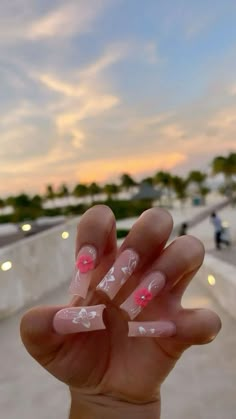 Long Nails Vacation, Vacation Nails Medium Length, Vacation Nails With Gems, Square Acrylic Nails Vacation, Vacation Tropical Nails, Cute Spring Break Nails Simple, Vacay Nails Black Women, Vacation Nail Set, Cancun Nails Ideas