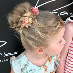 High Braided Bun, Flower Girl Hairstyles Updo, Flower Girl Updo, Girls Updo, Long And Short Hair, Pageant Hair, Flower Braids, Hair To One Side, Twist Ponytail