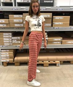 Chloë Sevigny, Fashion Blogger Style, Moda Vintage, Mode Inspo, Trend Fashion, Outfit Style, 가을 패션, Flared Jeans, Doc Martens