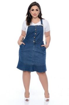 Nova Coleção Primavera Verão - Daluz Plus Size | Loja Online Jeans Gown, Jean Outfit, Bamboo Clothing, Denim Overall Dress, Vestido Plus Size, Recycled Denim, Plus Size Fashion For Women, Designer Dresses Indian, Moda Plus