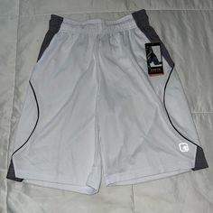 Nwt! Size: Men’s Small 11” Inseam Color: Stark White Breathable Mesh Open Side Pockets Drawstring And Elastic Closure Machine Washable 100% Polyester Made From 100% Polyester, These Training Shorts Are The Ultimate Lightweight Activewear. The Mesh Poly Fabric Is Light And Breathable Enough To Keep You Feeling Cool On The Court Or In The House. Durable Enough For Seasons’ Worth Of Use, And1 Shorts Will Have You Draining 3’s For Years To Come. Even If Basketball Isn't Your Thing, Our Athletic Shor And1 Shorts, White Sporty Athletic Shorts For Light Sports, White Moisture-wicking Athletic Shorts For Light Sports, White Athletic Shorts For Light Sports, Training Shorts, Basketball Shorts, Range Of Motion, Shorts Athletic, Athletic Shorts