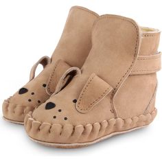 These warmly lined boots have a wide entry to easily fit every foot! They are a healthy basis for all little feet with an easy velcro fastening. Our classic Donsje characters on the toe of the shoe create an instant cute-factor overload! The Kapi Lining are the perfect, well-fitting shoes for those long-awaited first steps! | Donsje Amsterdam | Kapi Classic Lining & Dog Nubuck Kids Boots, Truffle (Multicolor, Size 18-24M) | Maisonette collects the best children’s products from around the world ( Boy Accessories, Buy Buy Baby, Matching Accessories, Dog Face, Holidays With Kids, Mini Boden, Kids Boots, Shoes Booties, Holiday Outfits