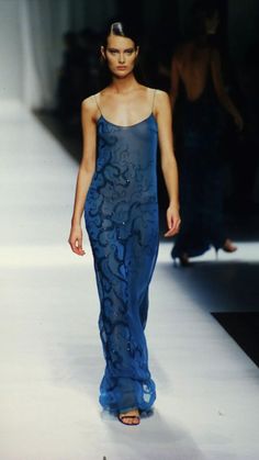 Runway Vintage, Shalom Harlow, Mode Hippie, Past And Present, Alberta Ferretti, Mode Inspiration