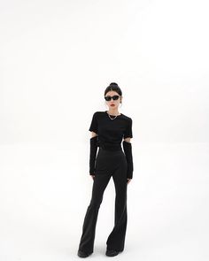 Flare pants that are easy to incorporate into this season's styling.

The gently flared silhouette enhances the lady mood.

The smooth material is soft to the touch, lightweight and comfortable to wear.

◾️Model
Height/Weight: 160cm/42kg
Try-on size: S

◾️Material
nylon




Size (cm)
Length
Waist
Hip
Around the thighs


S
102
52-64
78
46


M
103
56-68
82
48


L
104
60-72
86
50 Elegant Black High-waisted Flare Pants, Elegant Black High-waisted Flares, Elegant Black Flares For Night Out, Black Flare Wide Leg Pants, Chic Black Flare Trousers, Black Wide-leg Flares For Workwear, Black Fitted Wide-leg Flares, Black Stretch Flares For Night Out, Stretch Black Flares For Night Out