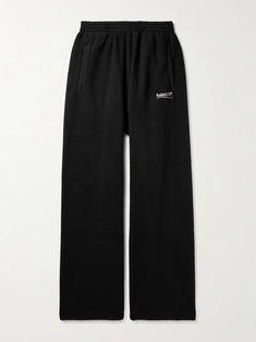 Shop BALENCIAGA Straight-Leg Logo-Embroidered Cotton-Jersey Sweatpants, Explore the latest in-season BALENCIAGA collection today on MR PORTER Chanel Sweatpants, Baggy Sweatpants Outfit, Adidas Sweatpants Outfit, Balenciaga Clothes, Light Grey Leggings, Balenciaga Clothing, Balenciaga Fashion, Sweatpants For Men, Baggy Sweatpants