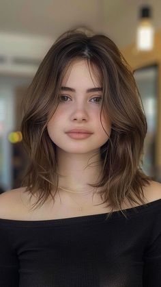 Hair Color For Morena Skin, Hair Color For Morena, Indian Hair Cuts, Layered Haircuts Shoulder Length, Hair Inspiration Long, Layered Haircuts For Medium Hair, Summer Haircuts, Long To Short Hair, Short Brown Hair