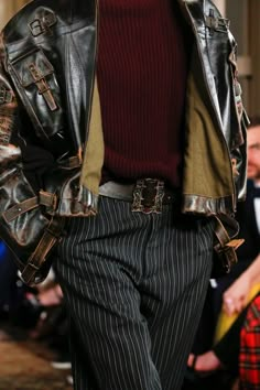 Ralph Lauren Fall, Cooler Style, Dream Fashion, By Any Means Necessary, Karl Marx, 자수 디자인, Looks Black, Grunge Goth, 90s Grunge