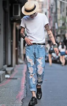 Urban Apparel, Mens Fashion Edgy, Urban Dresses, Men Street, Mode Inspo, Street Outfit, Urban Wear, Fashion Gallery, Urban Outfits