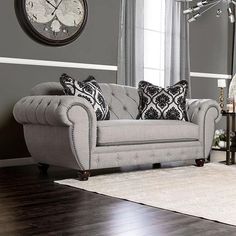 Viviana SM2291-LV Gray/Black Glam Love Seat By Furniture Of America - sofafair.com Grey Linen Sofa, Modern Victorian Style, Grey Loveseat, Tufted Loveseat, Modern Victorian, Beautiful Sofas, Tufted Sofa, Linen Sofa, Soft Seating