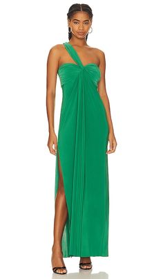 Preppy Inspo, School Dance Dresses, Junior Prom, Junior Prom Dresses, Los Angles, Prom Dress Inspiration, Senior Prom, Green Maxi, Dresses 2024