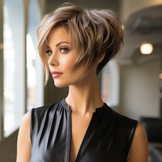 30 Bold, Wavy, And Short Bixie haircuts 2024 Short Hair Styling Ideas, Modern Pixie Haircut, Layered Haircuts Straight Hair, Layered Haircuts Straight, Bixie Haircut, Short Hair Styling, Stacked Bob Haircuts, Short Stacked Bob, Short Stacked Bob Haircuts