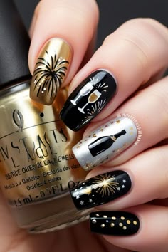 Ring in the New Year with stunning New Years Nails! From glittery gold to bold designs, make your celebration extra special. #NewYearsNails New Years Nails, New Years Nail Art, New Years Nail Designs, Ring In The New Year, New Year's Nails, Short Styles, French Manicure, Almond Nails, Coffin Nails