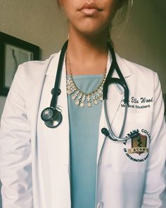 Nursing Goals, Coat Outfit, Future Nurse, Medical Aesthetic, Med Student