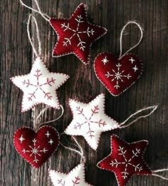 Christmas Star Decorations, Felt Christmas Decorations, Christmas Hearts, Handmade Christmas Decorations, Felt Decorations, Fabric Christmas Ornaments, Felt Christmas Ornaments