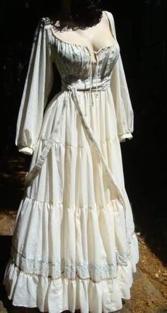 Fantasy Wedding Dress, Gaun Abad Pertengahan, Isabel Lucas, Vintage Gunne Sax Dress, Wedding Dress Gown, Fair Outfits, Fest Outfits, Mode Hippie, Sax Dress