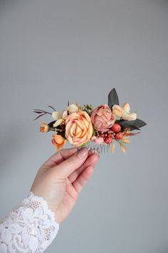 Fall wedding flower comb,Orange brown comb,Hair comb,fall wedding hair,Beige-orange flower comb,Flower comb boho,Orange flower comb Boho Wedding Hair Comb, Corsage Diy, Fall Wedding Hair, Wedding Flower Comb, Diy Corsage, Boho Orange, Fall Wedding Hairstyles, Floral Hair Comb, Floral Hair Combs