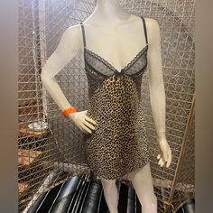 Beautiful 90’s Dolce & Gabbana Leopard Print Slip Dress. Lace Mesh Detail At The Bust. Size S/M. Excellent Condition. Slip Dress Lace, Print Slip Dress, Dolce Gabbana Dress, Dresses Vintage, Dress Lace, Vintage Dresses, Black And Brown, Leopard Print, Colorful Dresses