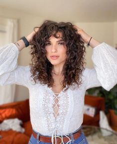 Lus Brands, Curly Shag, Long Hair Cut Short, Curly Hair Trends, Shaggy Haircuts