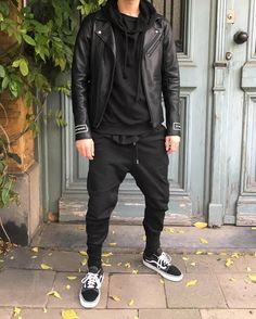 See Instagram photos and videos from max (@mxdvs) Black Urban Fashion, Black Mode, Urban Apparel, Swag Outfits Men, Fashion Male, Mens Fashion Urban, Plus Size Vintage, Urban Dresses, Night Ideas