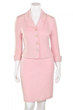 Suits For Women Skirt, Ladies Blazer Design, Skirt Suits For Women Classy, Pink Dress Suit, Skirt Suits For Women, Pink Suits Women, Pink Skirt Suit, Costum Elegant, Classy Skirts