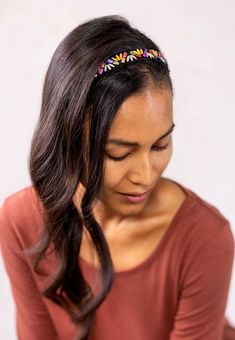 Love the bright colors! Metallic beads on black headband make a bold and beautiful hair accessory for quick and easy hairstyles! She glows in Lilla Rose! Lavon Hairband. | headband hairstyles | gentle hair accessories | every day beauty | #headbands #hairaccessories #easyhairstyles Quick And Easy Hairstyles, Turquoise Hair