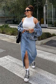 denim maxi skirt outfit Jean Skirt Outfits Summer, Style A Denim Skirt, Maxi Skirt Outfit Ideas, How To Style A Denim Skirt, Denim Skirt Outfit Summer, Denim Maxi Skirt Outfit, Maxi Skirt Outfit, Skirt Outfits Summer, Skirt Outfit Ideas