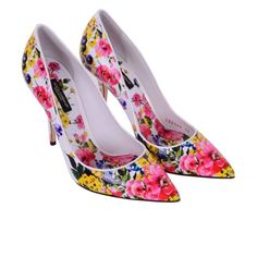 Questions? Leave A Comment Below! Excellent Condition Dolce Gabbana Shoes, Classic Pumps, Printed Leather, Leather Pumps, Womens High Heels, Floral Printed, Pumps Heels, Yellow White, Shoes Women Heels