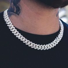 Custom-designed and molded, the 10mm Diamond Prong Link Choker is iced out in hand-set stones that will stand out from the pack. This exclusive piece is sure to upgrade any fit; it's the perfect drip. Boss up and flex with the GLD gang! This product is guaranteed for life - GLD will repair the item should you experience any defects in craftsmanship or breakage. Specifications - Length: 16", 18", 22" & 26" - Width: 10mm - Weight: (Weight can vary +/- 10 grams) 18k Gold Plated: - 16": 82 grams Cord Jewelry, Bling Necklace, Style Hip Hop, Mens Jewelry Necklace, Miami Cuban, Diamond Chain, Custom Earrings, Hip Hop Jewelry, Cuban Link Chain