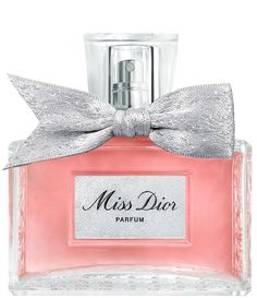 Miss Dior Parfum&#x2C; the women's fragrance inspired by the original 1947 Miss Dior perfume. A composition of floral&#x2C; fruity and woody notes.About the Fragrance:A fruity floral perfume for women&#x2C; Miss Dior Parfum is dominated by a generous note of starry jasmine that is perfectly balanced by an enveloping and voluptuous ambery wood accord. An olfactory expression of a nighttime stroll through a moss-covered forest filled with ripe fruit and Miss Dior Parfum, Perfume Dior, Dior Parfum, Perfume Carolina Herrera, Dior Miss Dior, Dior Fragrance, Miss Dior Blooming Bouquet, Dior Perfume, High End Makeup