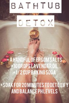 Bath Time Detox Detox Bath Recipe, Bath Detox, Detox Bath, Bath Recipes, Smoothie Detox, Natural Detox, Beauty Remedies, Detox Smoothie, Homemade Beauty Products