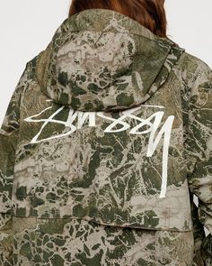 Zip Up Hoodie Streetwear, Camo Zip Up, Asap Rocky Dior, Camo Clothes, Vintage Camo Jacket, Winter Camo, Football Graphics, Camouflage Fashion, Y2k Camo