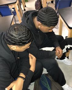 360 Waves Hair, Waves Hairstyle Men, Black Boys Haircuts, Boy Braids Hairstyles, Waves Haircut, Braids For Boys, Black Men Haircuts, Black Men Hairstyles, Cute Black Guys