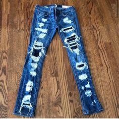 Excellent Condition! Awesome Pair Of Designer Jeans! Perfect For Fall! There Are Patches Behind The Holes In Jeans, Keeping You Warm For The Season! Holes In Jeans, Destroyed Jeans, Designer Jeans, Jeans Color, Ripped Jeans, Rag & Bone, Women Jeans, Women Shopping, Quick Saves