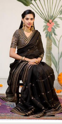 Black Silk Saree Blouse Designs, Black Kanjeevaram Sarees, Sari Blouse Styles, Black Saree Blouse, Wedding Lehengas, Saree Blouse Neck Designs