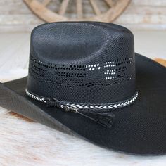 You will love this Twister bangora hat by M & F Western Products. It is complete with a braided hatband and a Twister hat pin. The unbeatable quality and durability of this hat are perfect for when you want to get dressed up, or just hanging out at the barn. Brim: 4-1/2" Crown: 4-3/8" Color - Black Straw Material - Bangora Straw Beaded Hat Bands, Kids Belt, Beaded Hat, Feather Hat, Outdoor Hats, Hat Collection, Boy Hat, Leather Hats, Hat Pin