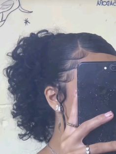 Curly Hair With Pigtails, Cute Short Hairstyles For School, Curly Hair Ideas For School, Curly Hairstyles With Edges, Cute Curly Short Hairstyles, Curly Short Hair Ideas, Puerto Rican Hairstyles, Baddie Curly Hairstyles Short, Short Hair Styles Curly