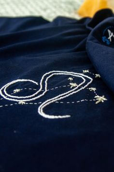 Discover our beautiful collection of handmade, hand-embroidered zodiac t-shirts - ideal for astrology fans, horoscope lovers and anyone who appreciates personalized fashion. Each T-shirt is made with the utmost care from 100% high-quality organic cotton and features your chosen zodiac sign in a detailed, carefully hand-embroidered design. These unique, custom-made shirts are perfect as gifts for birthdays, special occasions, or simply to express your individual style. Amazing Finds, Custom Made Shirts, Etsy Christmas