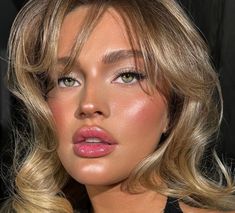 Medium Contrast Hair, Medium Low Contrast Makeup, Ginger Hair Makeup Ideas, Heavy Blush Makeup, Yellow Dress Makeup, Blonde With Green Eyes, Contrast Makeup, Summer Glow Makeup