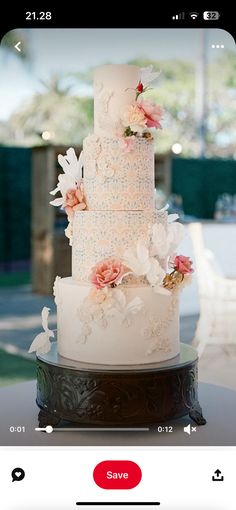 an image of a wedding cake being viewed on the app store's webpage