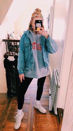 ✰𝙋𝙄𝙉𝙏𝙀𝙍𝙀𝙎𝙏: @Heeybiia Casual School Outfits, Legging Outfits, Cute Outfits For School, Lazy Outfits, Outfit Jeans, Cute Winter Outfits, Outfits Winter