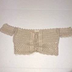 Top Can Be Adjusted In Center For Desired Fit. Never Worn Even Though Tags Are Removed Super Cute For Summer Time. Bought From Boutique Knit Crop Top, Knit Crop, Summer Time, Crop Top, Super Cute, Womens Tops, Crop Tops, Boutique, Tags