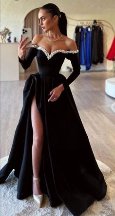 Matric Dance Dresses, Black Prom Dress Short, Deb Dresses, Dress Corset, Senior Prom Dresses, Classy Prom Dresses, Simple Prom Dress, Satin Evening Dresses, Elegant Attire