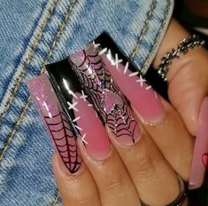 Cute Black And Pink Nails Ideas, Pink Goth Nails Grunge, Y2k Nails Halloween, Pink And Black Bat Nails, Red Pink Black Nails, Pink Web Nails, Black Pink Halloween Nails, Gothic Barbie Nails, Heart Web Nails