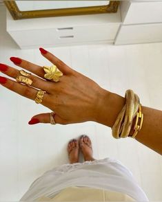 Jewellery Photography, Gold Girl, Chic Sandals